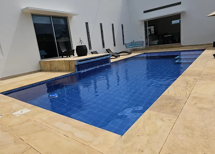 Girardot Casa Estilo Mediterraneo Con Piscina Privada