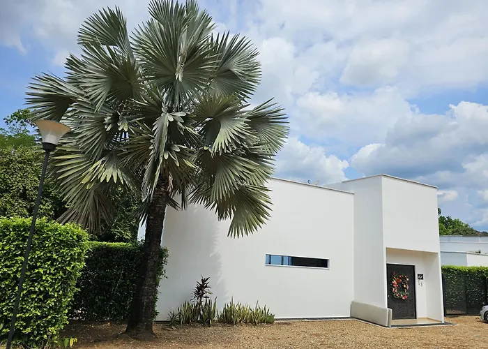 Girardot Casa Estilo Mediterraneo Con Piscina Privada